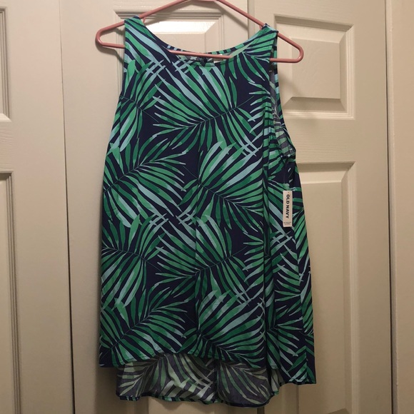 Old Navy Tops - Old navy sleeveless shirt